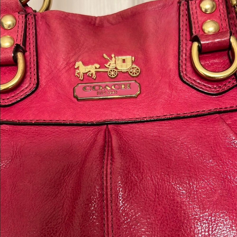 Coach Raspberry❤️ Leather Women's Bag - Picture 2 of 13